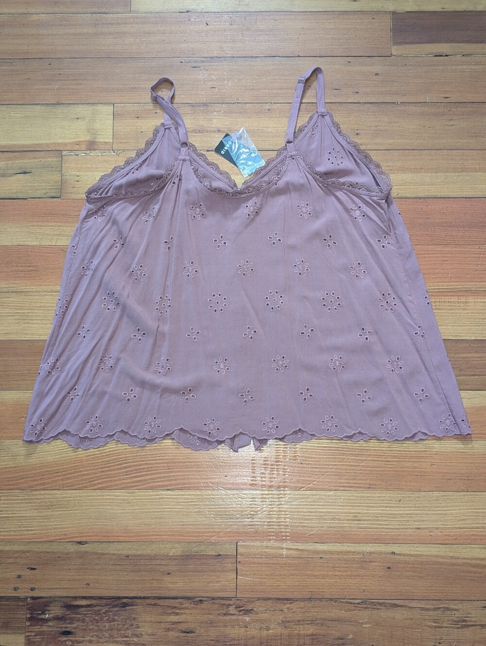 TORRID Sophie Eyelet Swing Cami - Size 00 - Picture 3 of 12